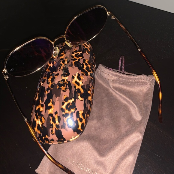 Ana Hickmann Sunglasses - Picture 2 of 3